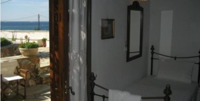 Pleoussa Studio And Apartments Skopelos Town Ngoại thất bức ảnh