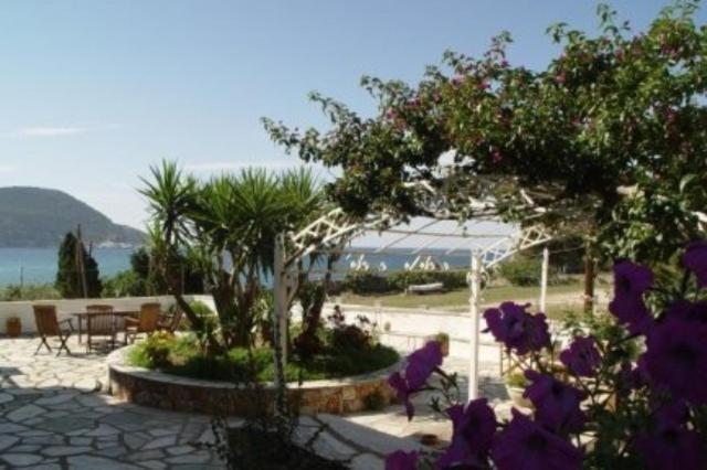 Pleoussa Studio And Apartments Skopelos Town Ngoại thất bức ảnh