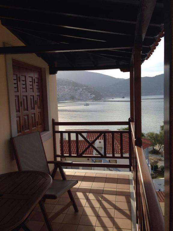 Pleoussa Studio And Apartments Skopelos Town Ngoại thất bức ảnh