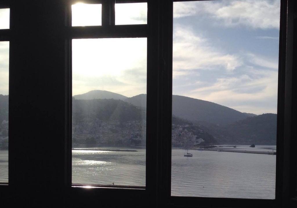 Pleoussa Studio And Apartments Skopelos Town Ngoại thất bức ảnh