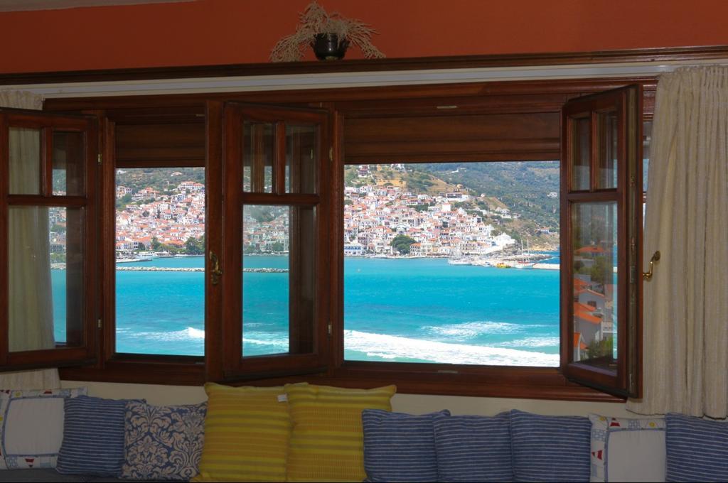 Pleoussa Studio And Apartments Skopelos Town Ngoại thất bức ảnh