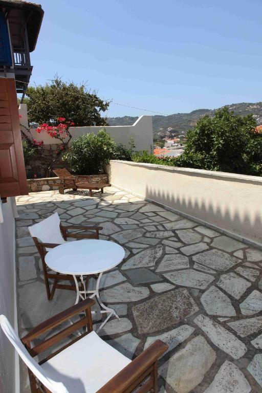 Pleoussa Studio And Apartments Skopelos Town Ngoại thất bức ảnh